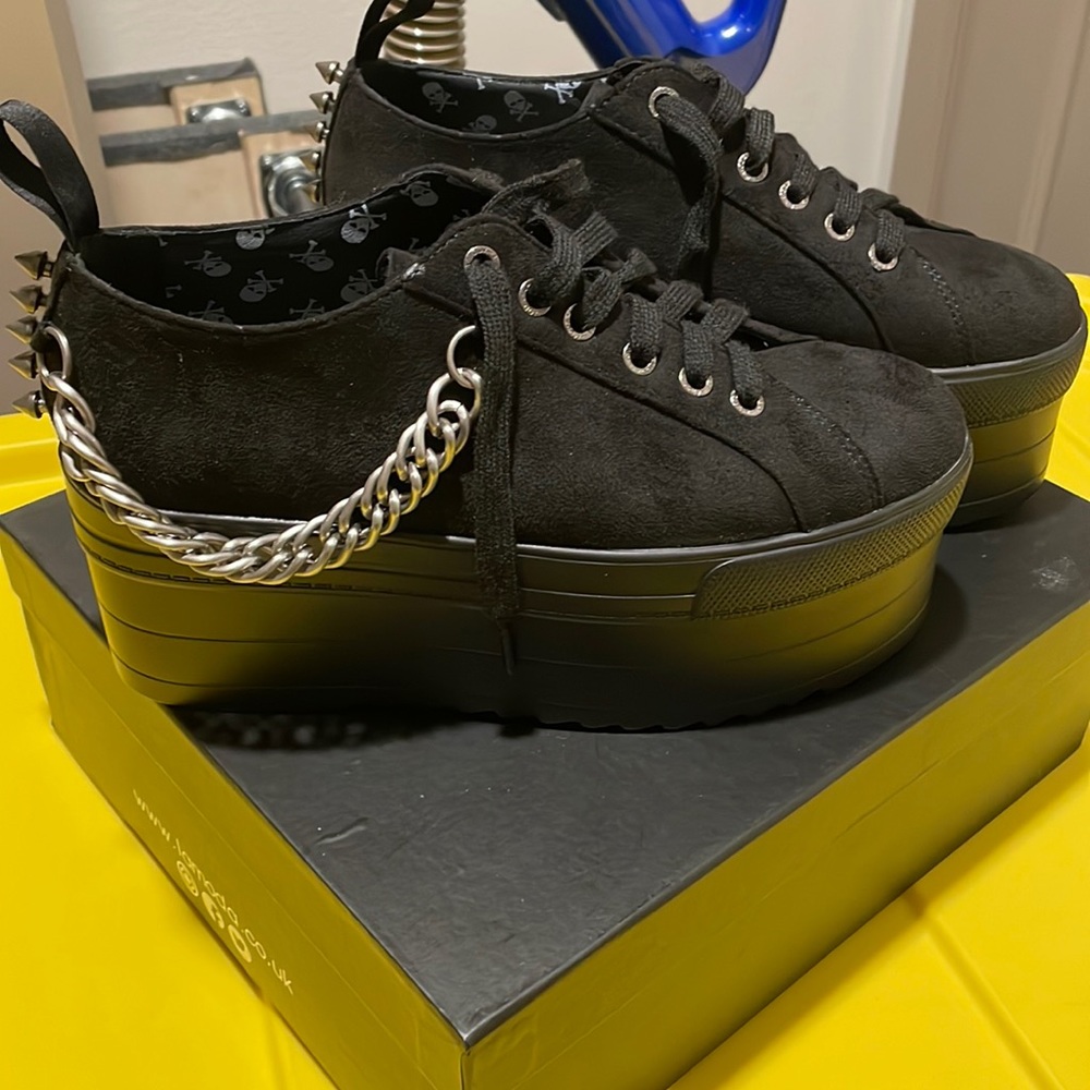 Brand new Platform black sneakers  with silver chain  and spikes on heel size 6